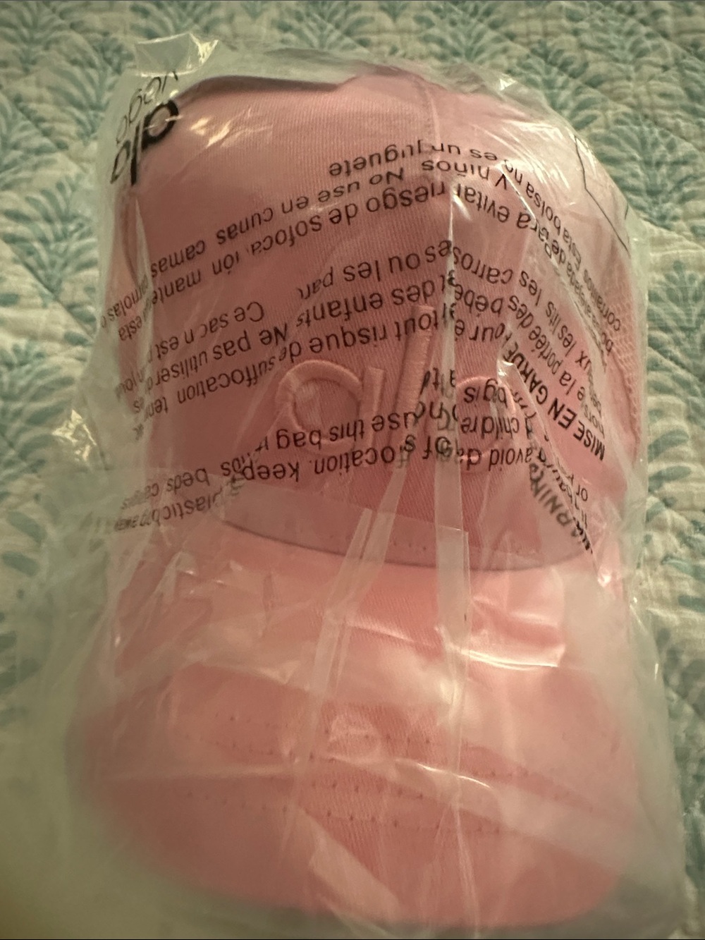 ALO Yoga Pink Bath & Body Accessory